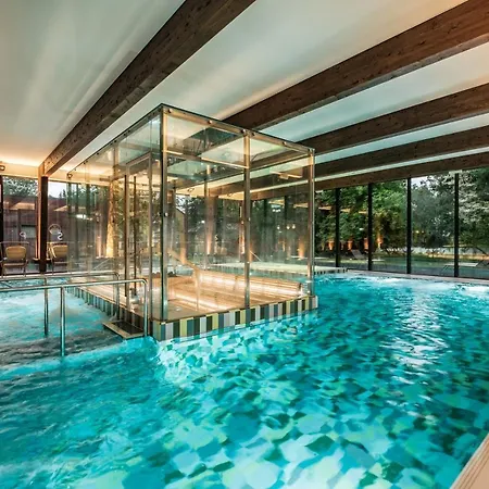 Wasa Hotel, & 4* Пярну